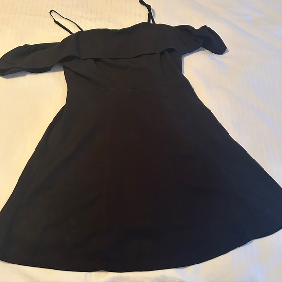 J.O.A. Dress Black Off the Shoulder Ruffle Front LBD Fit and Flare size Medium - Picture 9 of 16